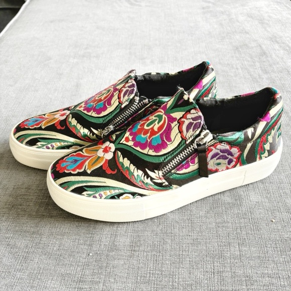 Steve Madden Geary Embroidered Sneakers Women’s Size 7.5 zip closure - Picture 4 of 14
